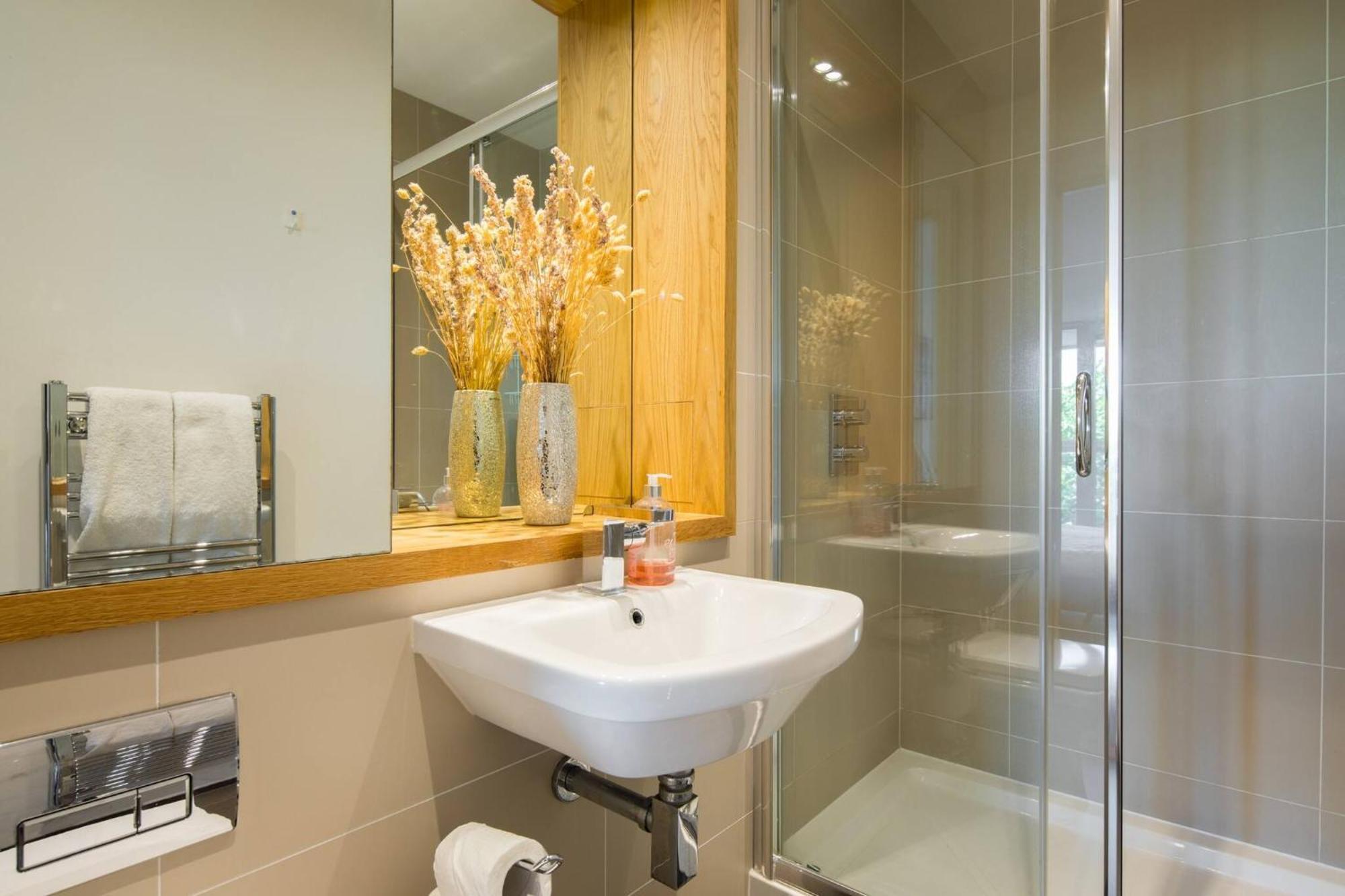 Wild Roses Serviced Apartments - Greenwich London Exterior photo
