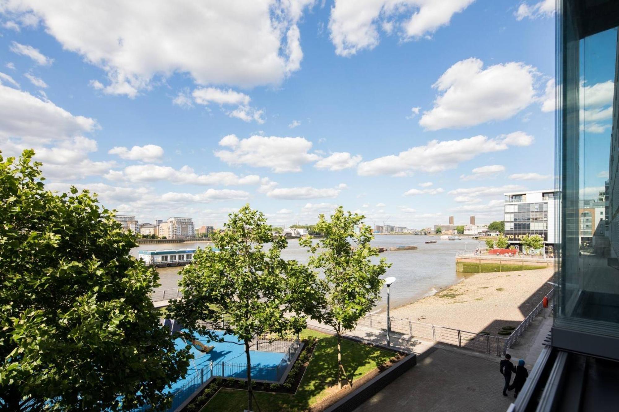 Wild Roses Serviced Apartments - Greenwich London Exterior photo