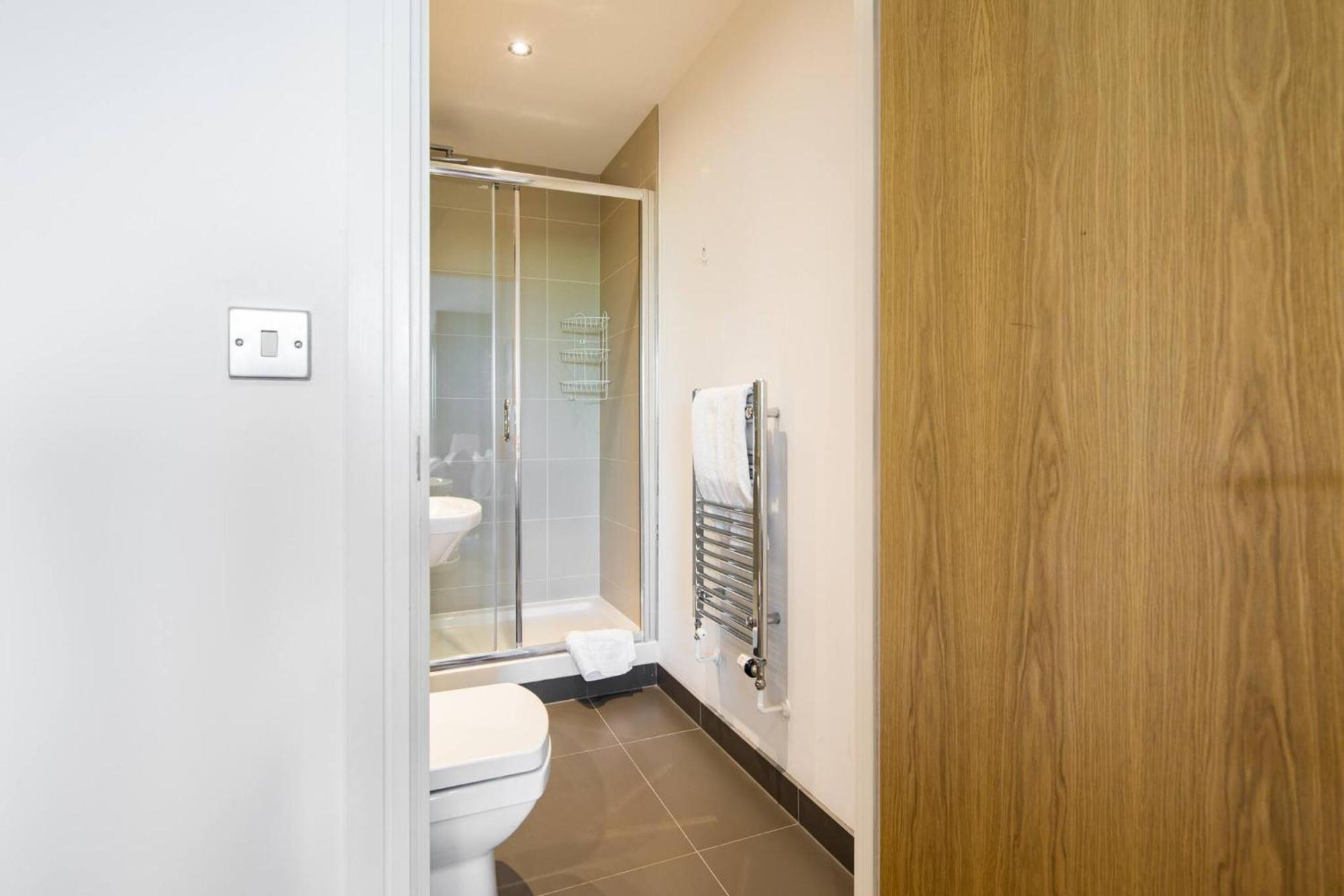 Wild Roses Serviced Apartments - Greenwich London Exterior photo