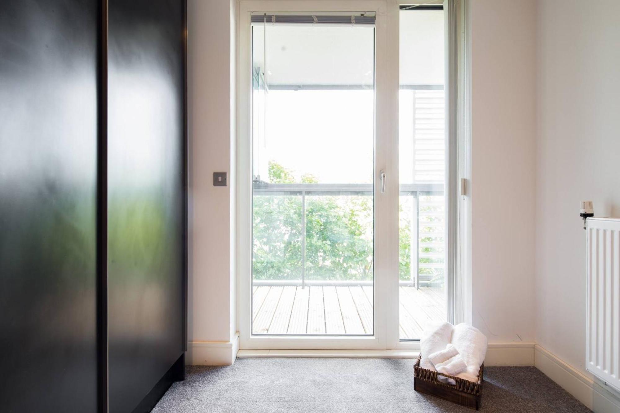 Wild Roses Serviced Apartments - Greenwich London Exterior photo