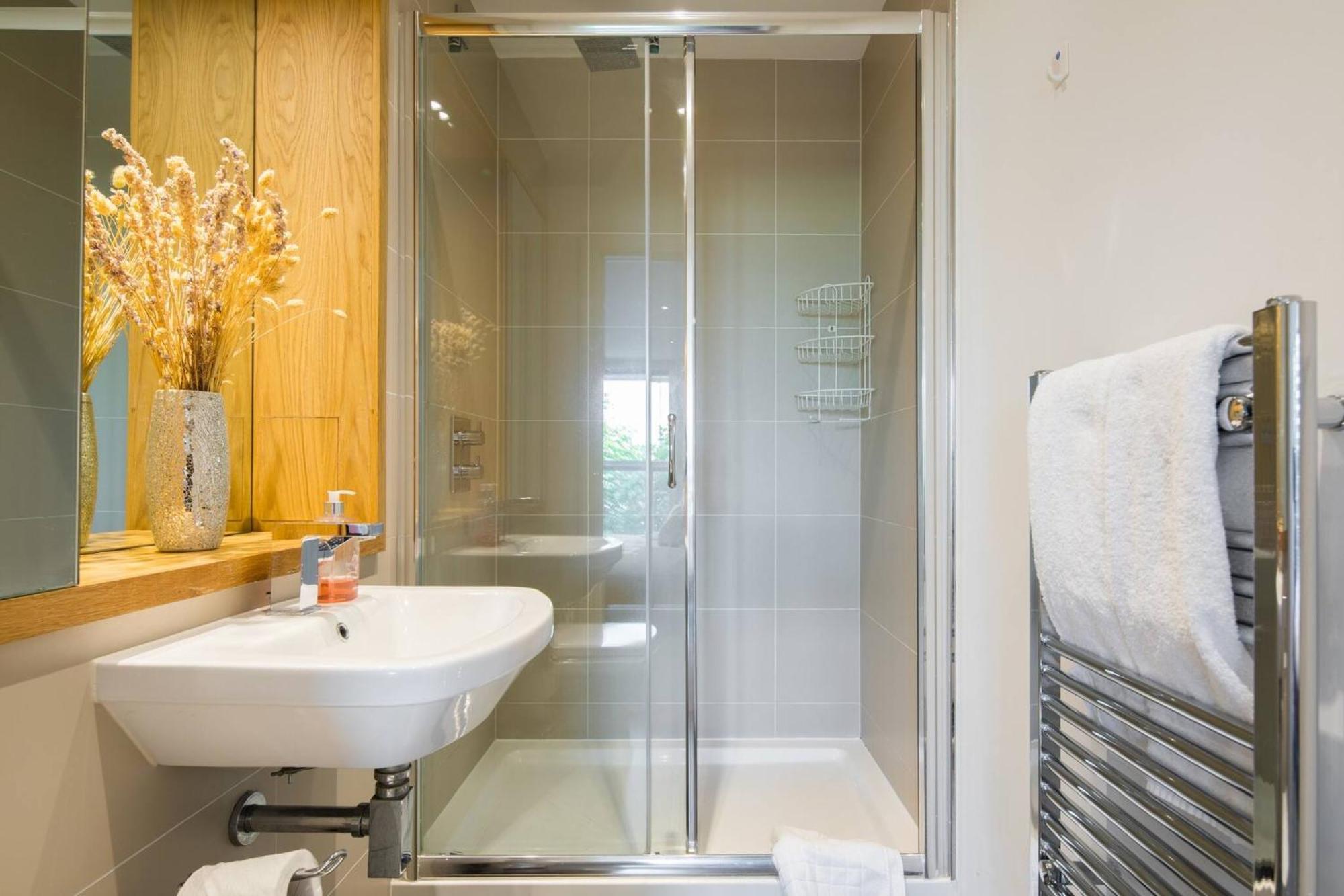 Wild Roses Serviced Apartments - Greenwich London Exterior photo
